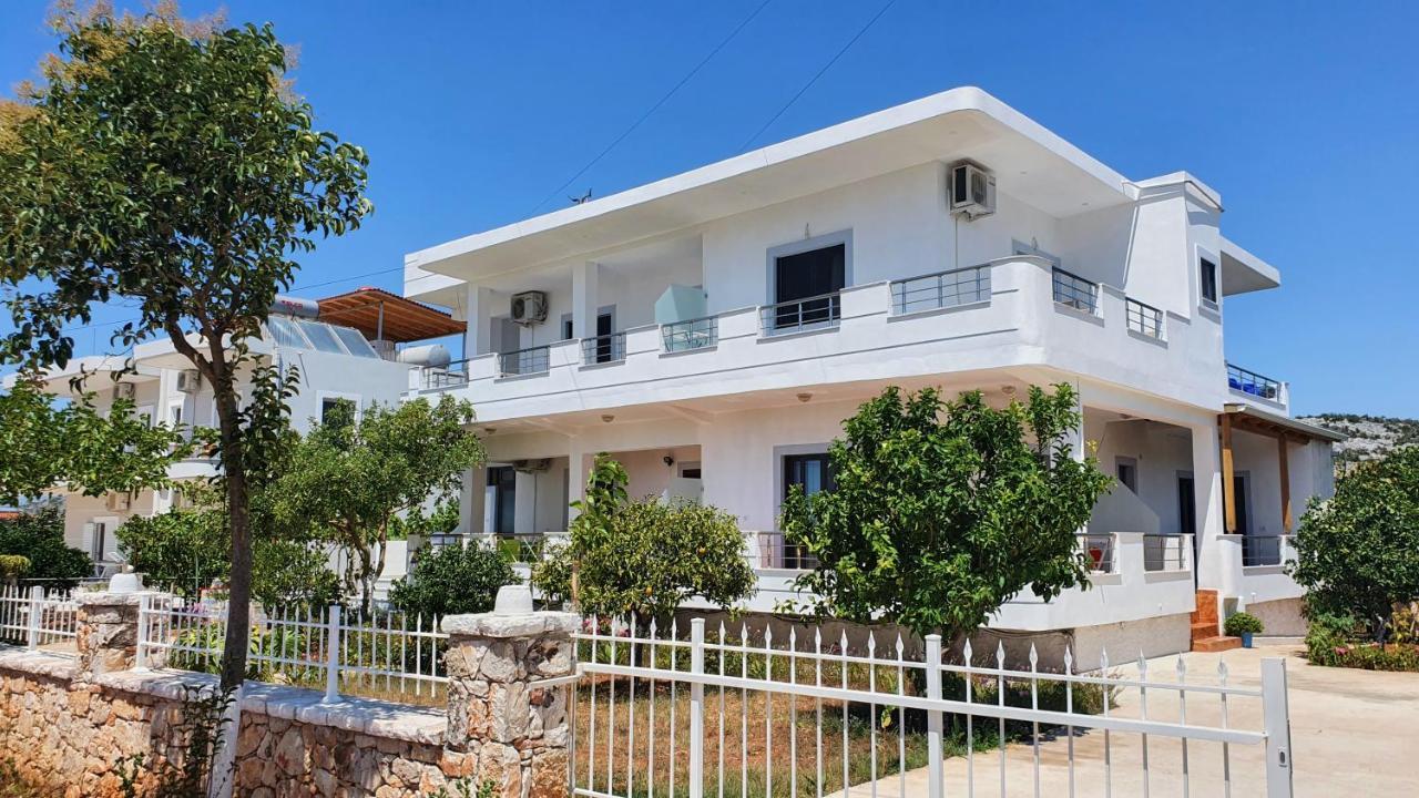 Villa Soni Oruci Ksamil Eksteriør billede